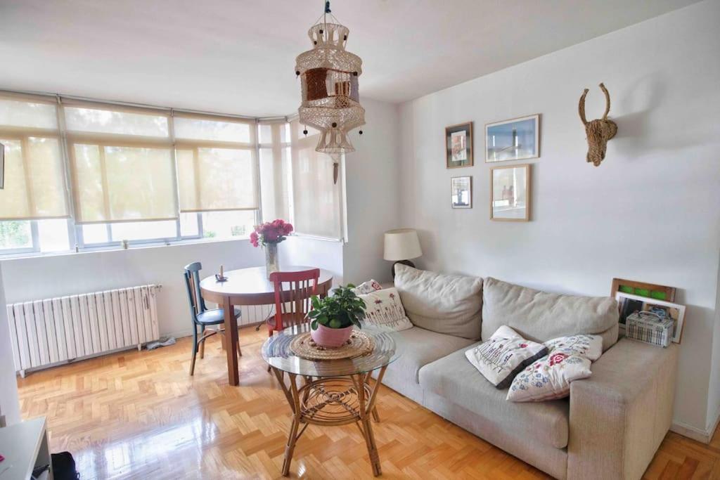 Piso Centrico, Bonito, Acogedor, Con Aire Acondicionado, Jardines Y Enfrente Piscina Municipal De Penuelas Мадрид Екстериор снимка